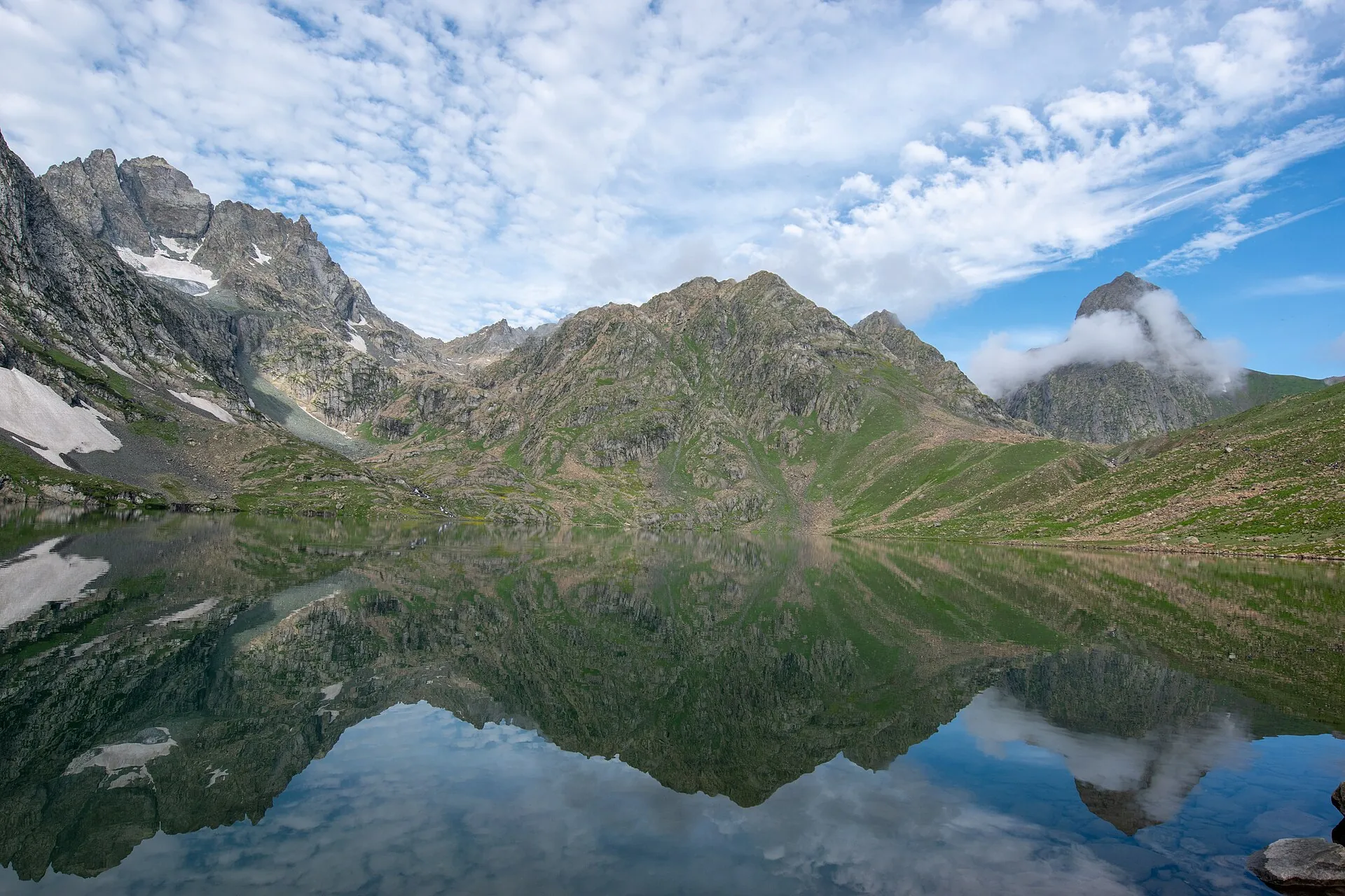 Vishansar Lake mirroring the peaks, Sonamarg